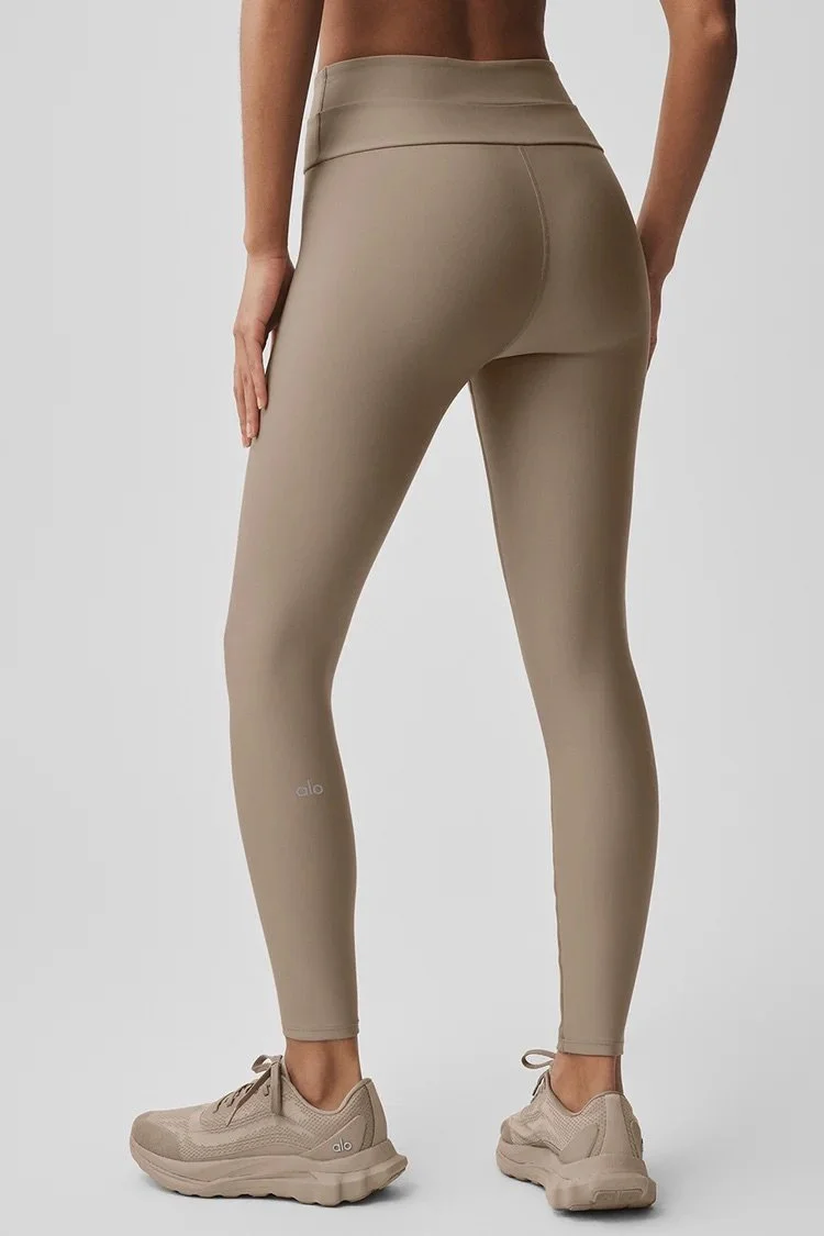 Alo Yoga Gravel Collection - March 2026 — EXTRA MAGIC MINUTES